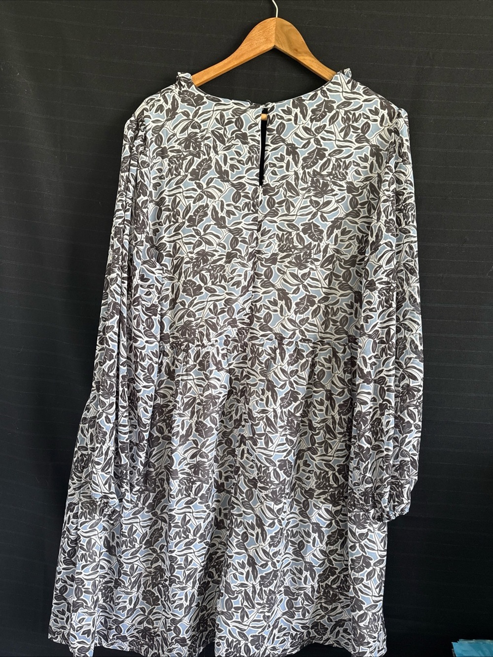 Chic Soul Dress Size 2X Knee Length Blue Floral Long Sheer Sleeve V Neck Plus - Picture 10 of 14